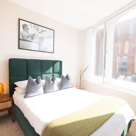 Velvet - 56 Vicar Lane Apartment