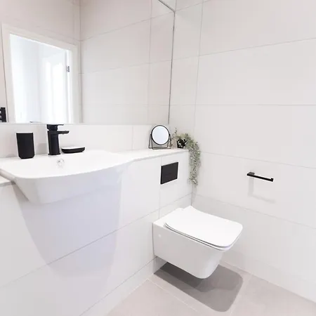 Velvet - 56 Vicar Lane * ليدز